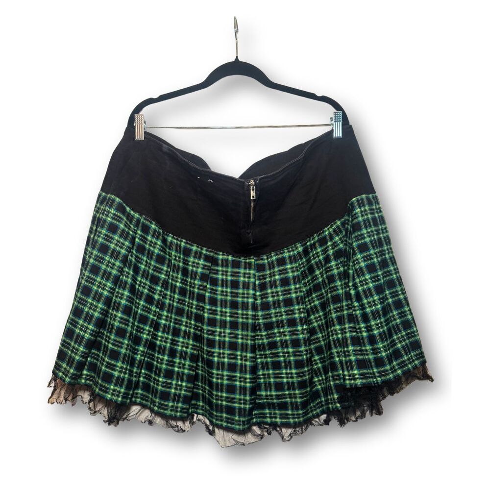 Vintage Y2K Green Plaid Tripp NYC Size 22 3X Goth Emo Punk Academia Mini Skirt - Picture 3 of 5